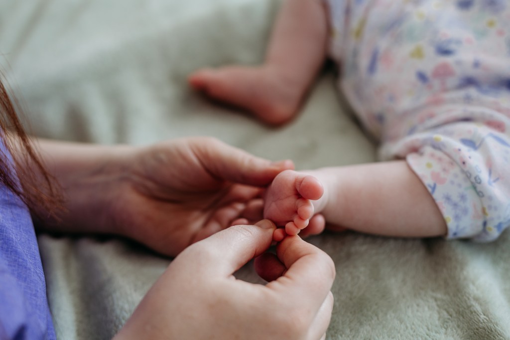 Baby Reflexology at Home: Bond, Calm, and Support Your Little One&nbsp;Anytime